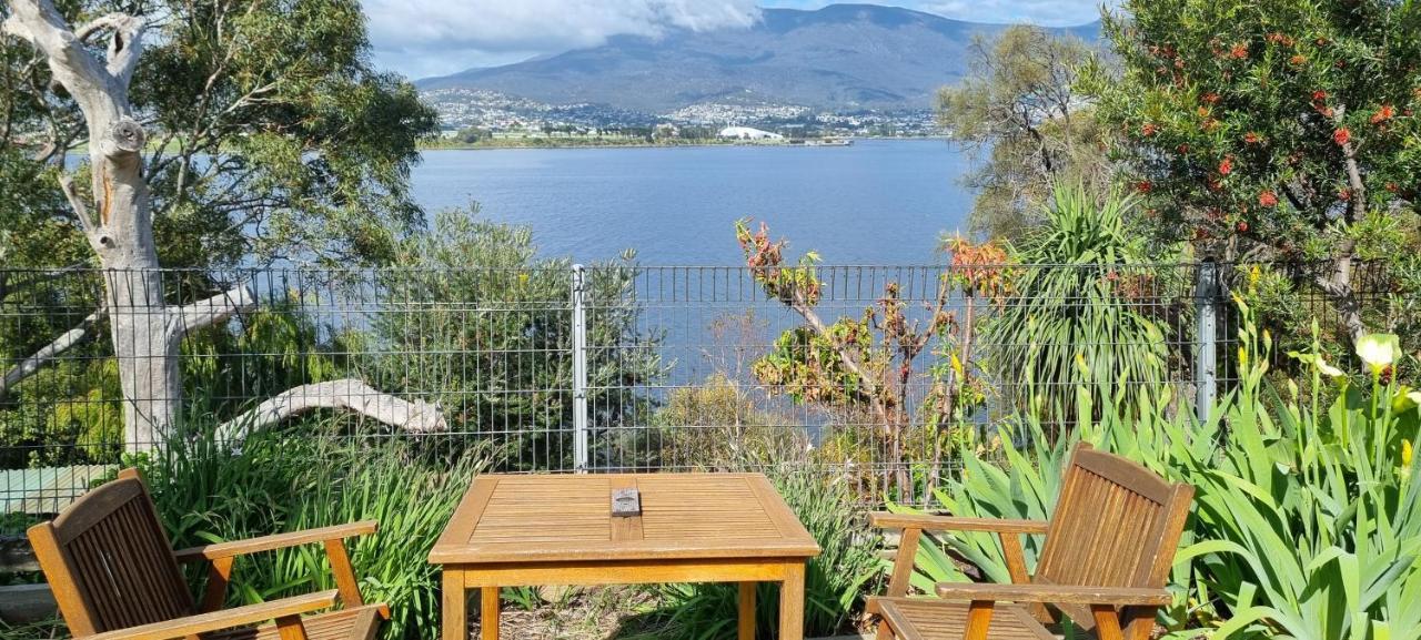 Waterfront Abode - 2 Bedrooms Hobart Exterior photo